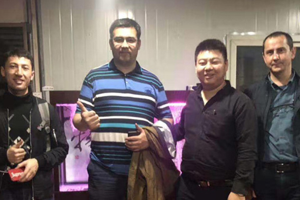 开云app登录入口别墅龙骨机_哈萨克斯坦客户